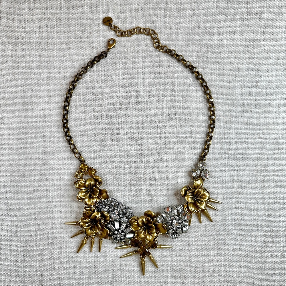 Stella & Dot Silver and Gold Floral Necklace